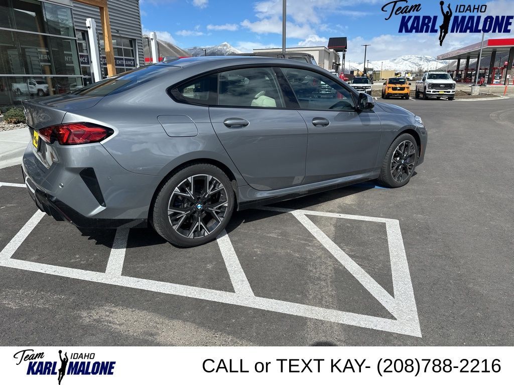 Main image 5