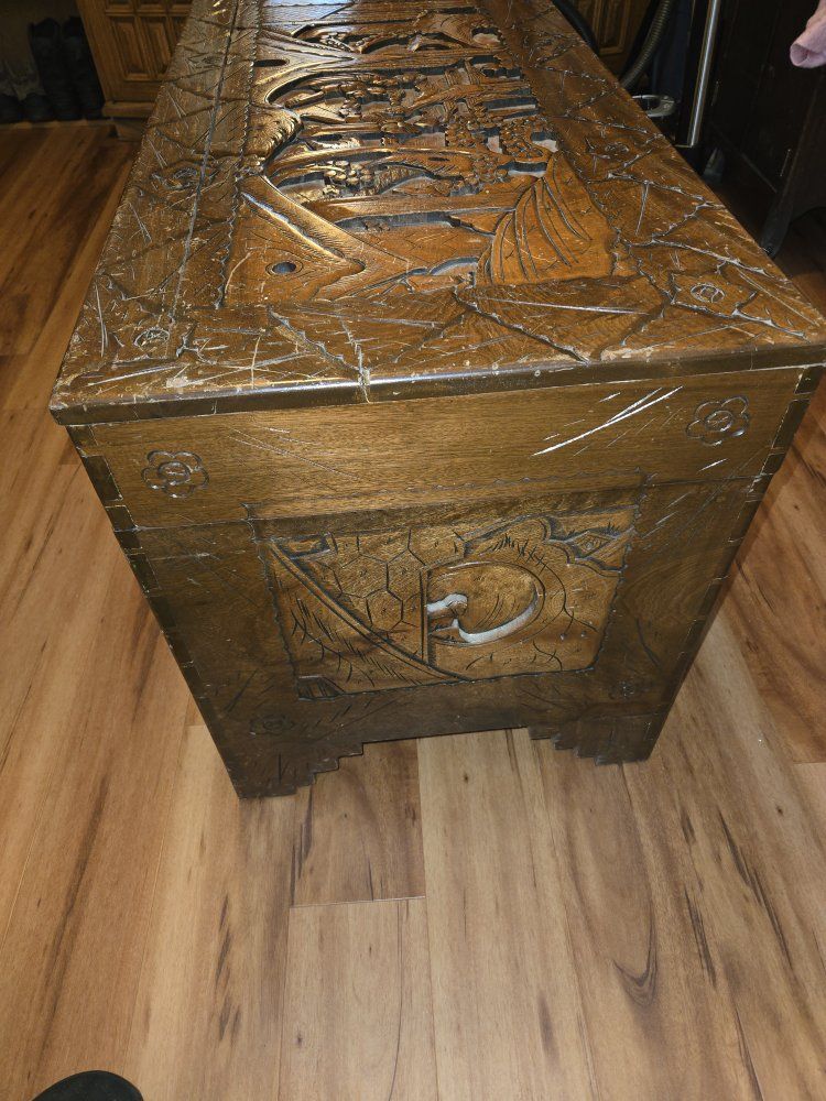 Main image 4