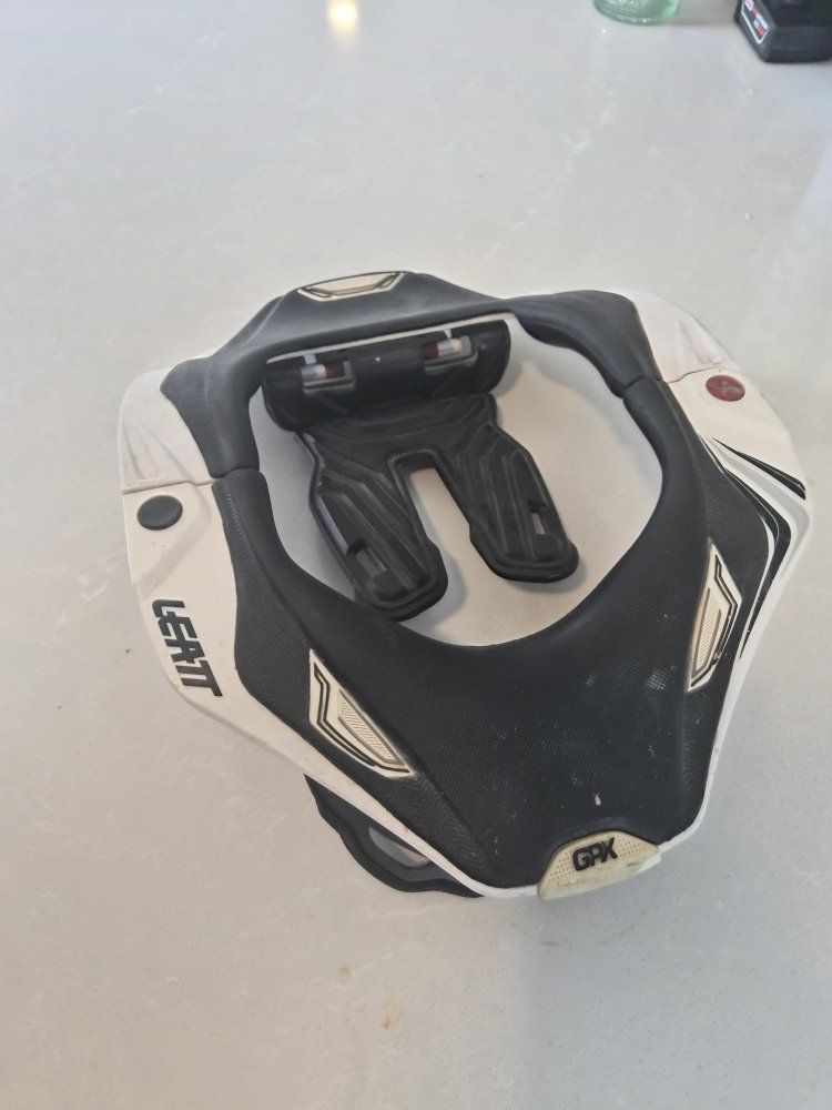 Leatt GPX 5.5 Neck Brace White Black Motocross MTB Protective Gear