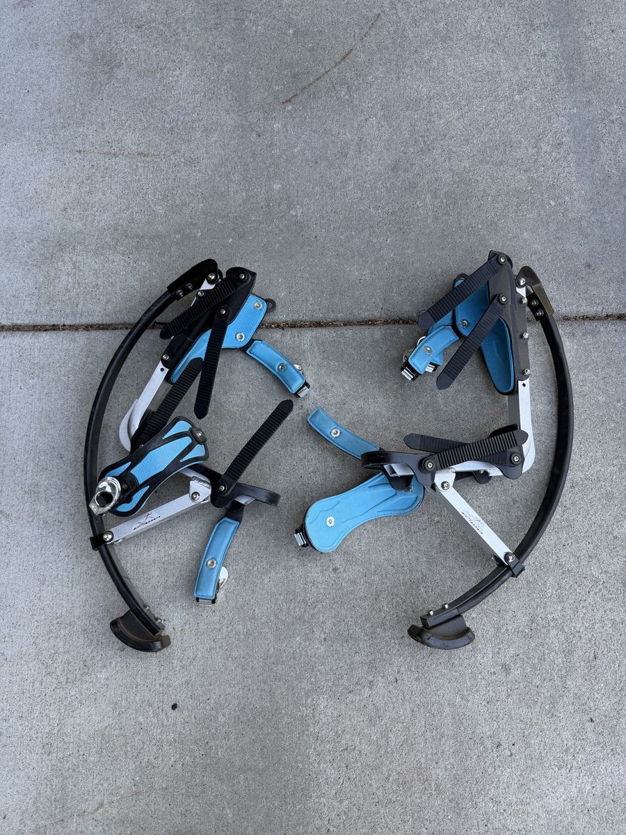 Air Trekker jumping stilts