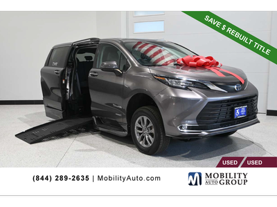 2021 Toyota Sienna XLE 8-Passenger