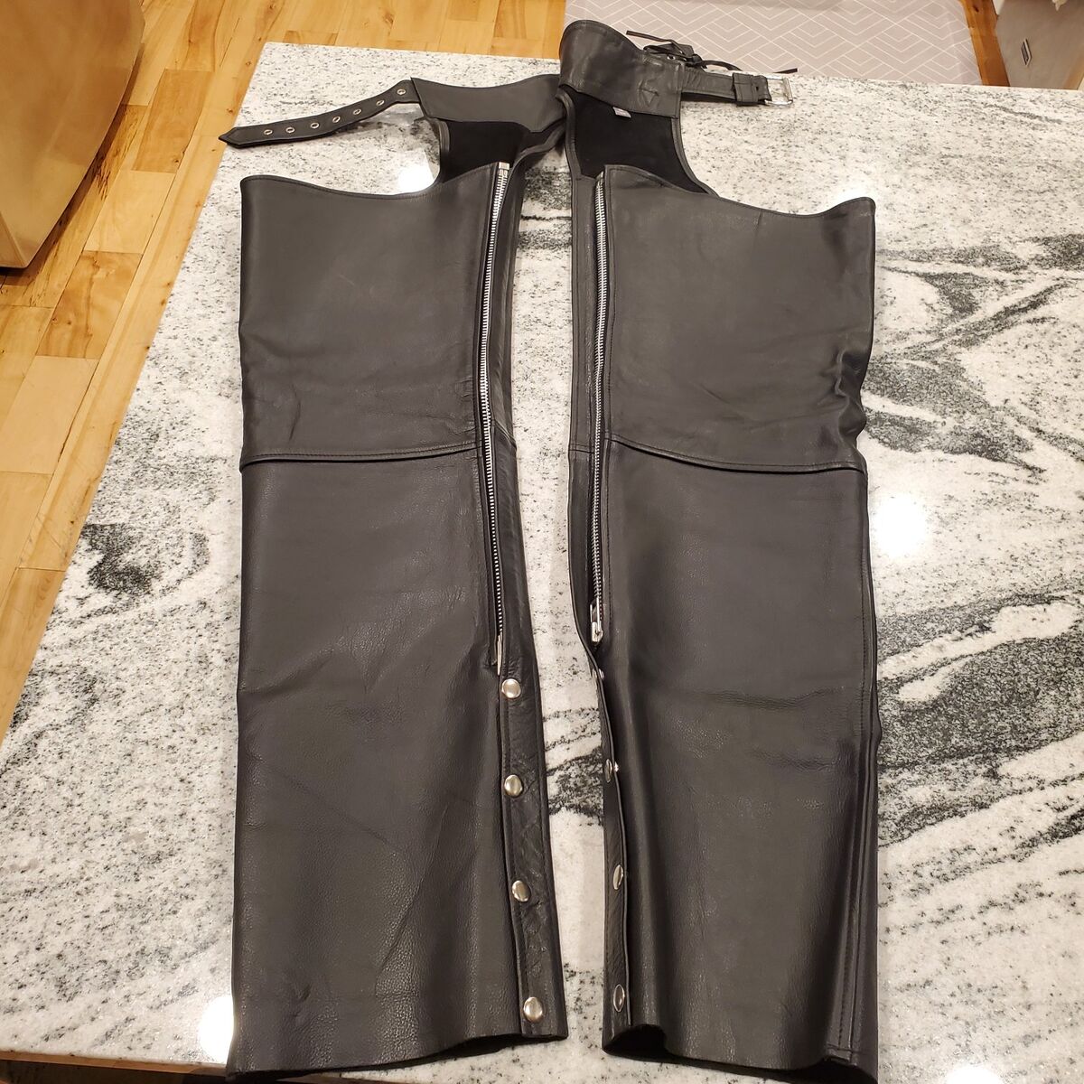 Wilson's Leather riding chaps. size M