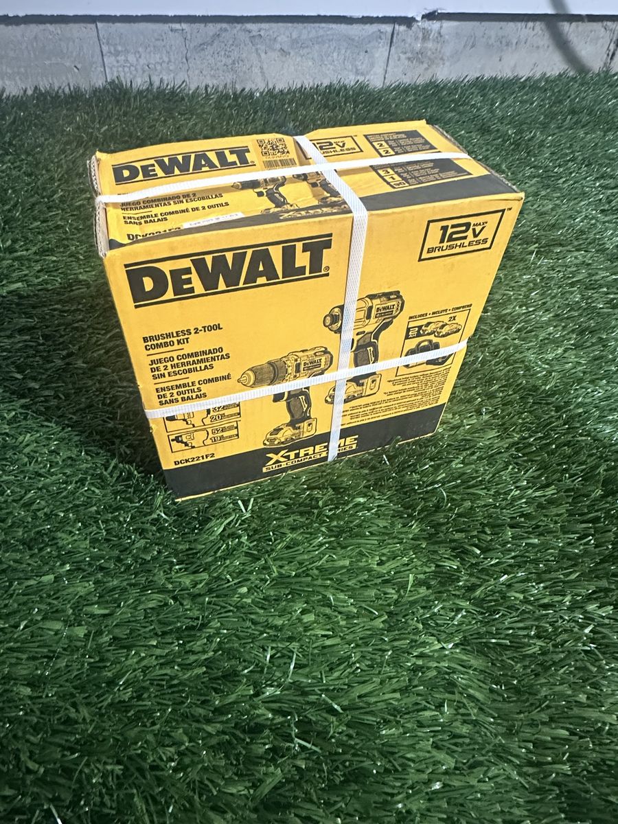 DEWALT DCK221F2 12V XTREME Brushless 2-Tool Combo Kit - Drill & Impact Driver