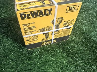 DEWALT DCK221F2 12V XTREME Brushless 2-Tool Combo Kit - Drill & Impact Driver