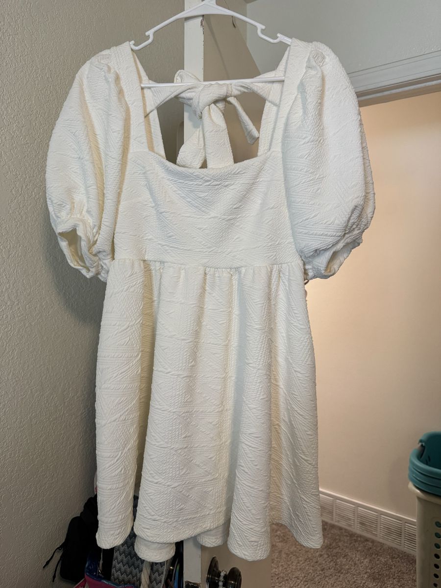 Women’s white mini dress