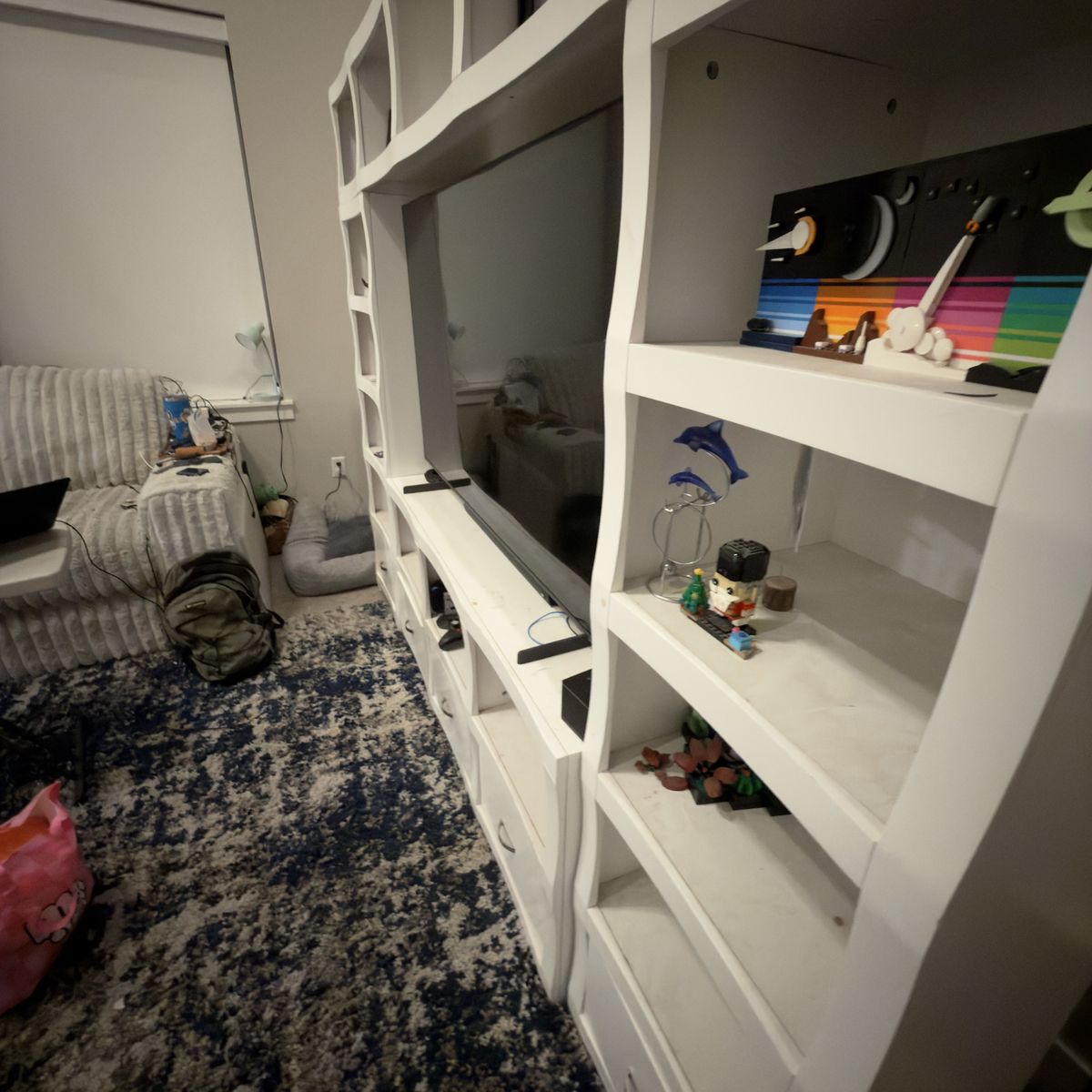 Main image 2