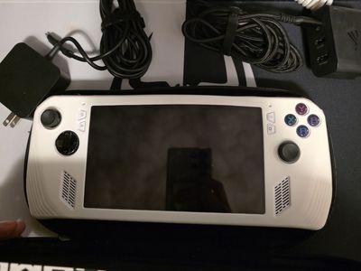 ASUS ROG Ally 7" FHD 120Hz Gaming Handheld - AMD Ryzen Z1 Extreme, 16GB RAM, 512GB SSD, White