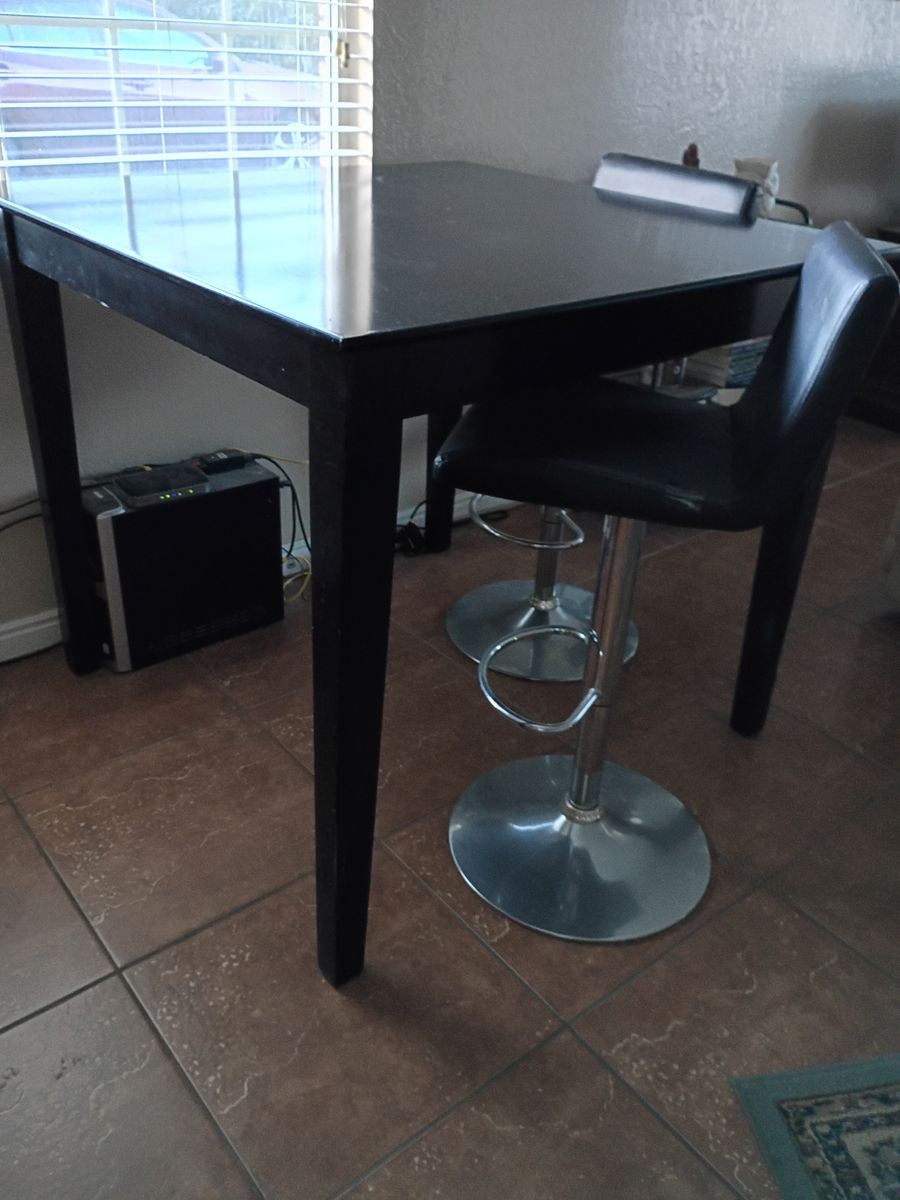 Kitchen table and chairs