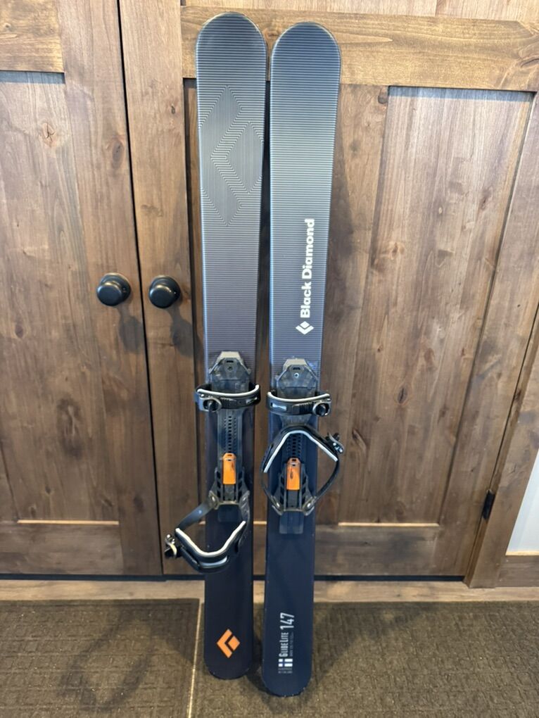 Cross Country Hiking Ski's