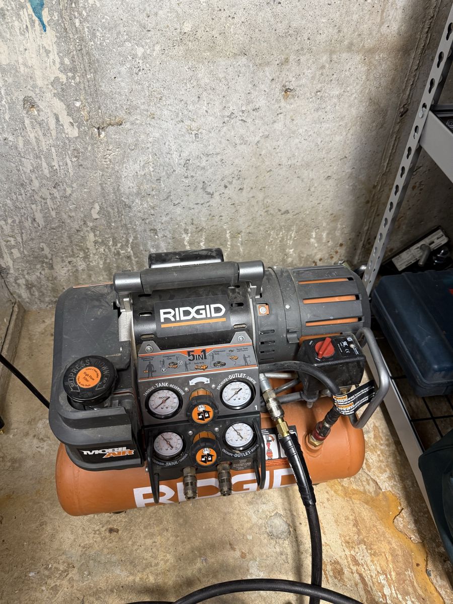 RIDGID MobilAir 5-in-1 Portable Air Compressor – Good Working Condition
