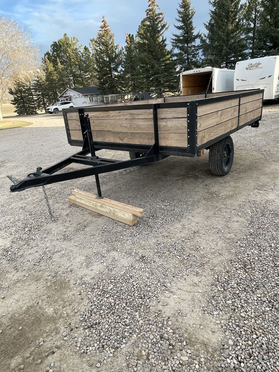 Single 2000 Capacity Axel Trailer