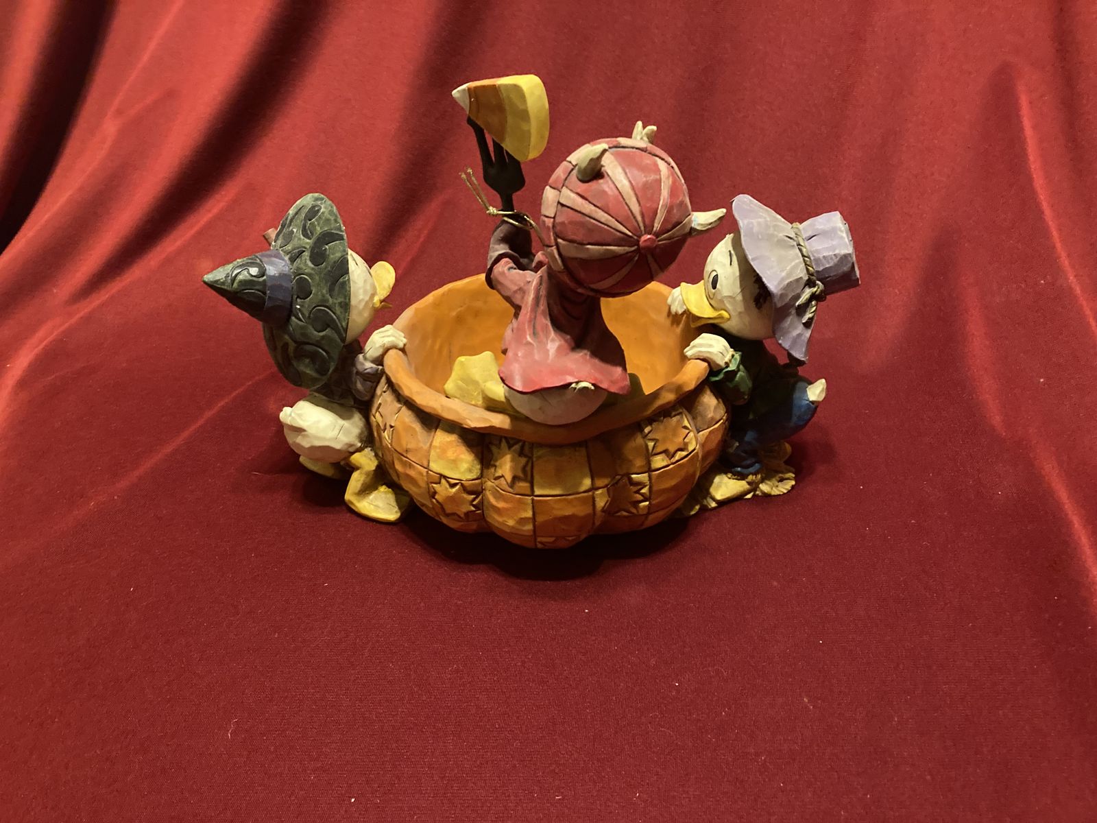 Main image 4