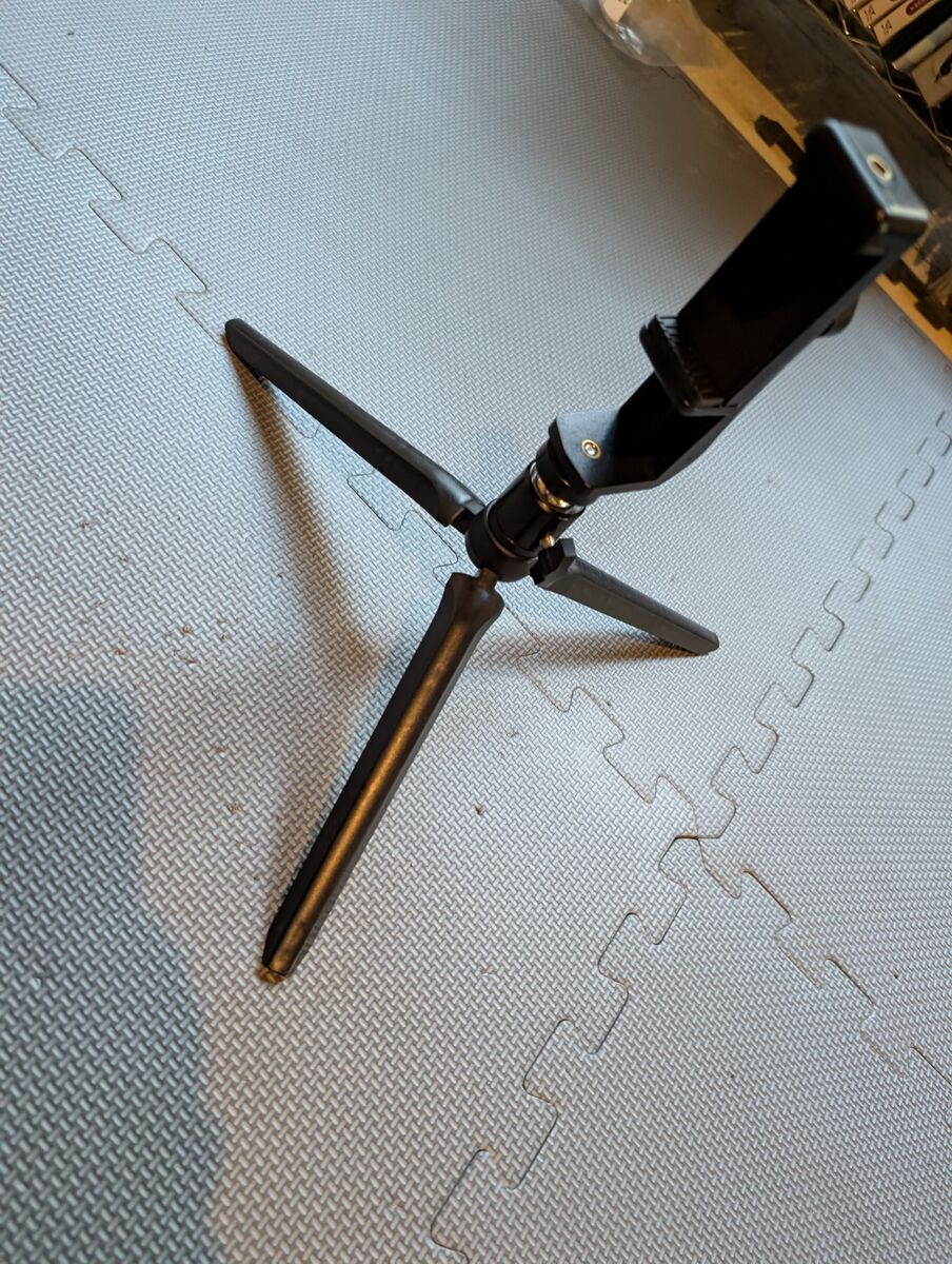 Phone clip and tripod