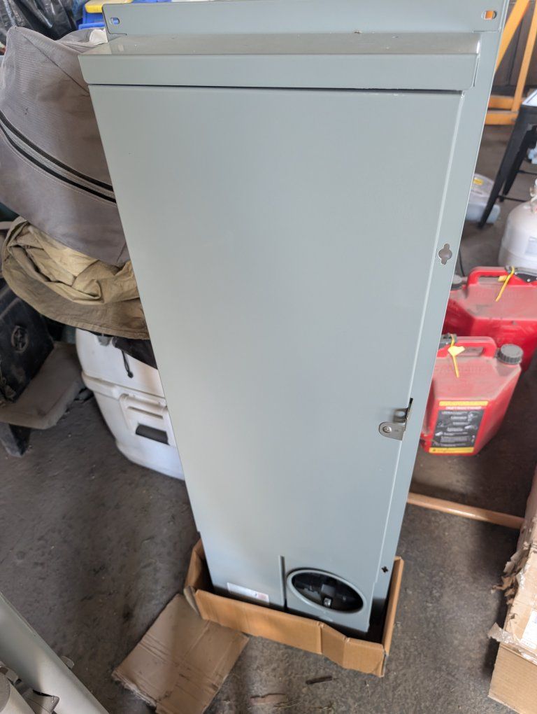 LP420-SR 200 amp load center
