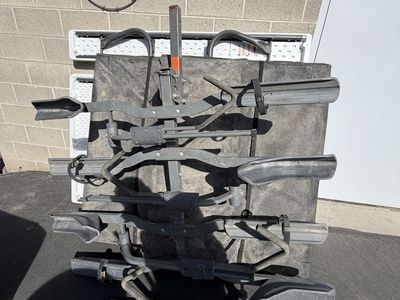 Swagman SEMI 4.0 hitch bike rack