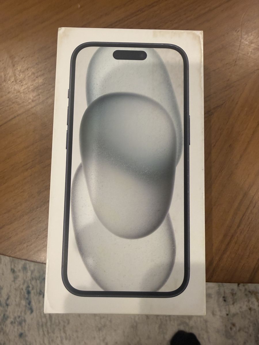 Unboxed Black IPhone 15 128 GB
