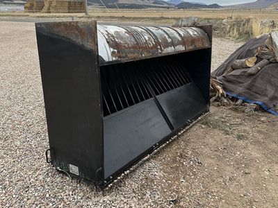 Heavy Duty Custom Livestock Feeder with Lid