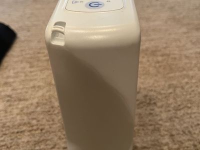 Portable oxygen concentrator