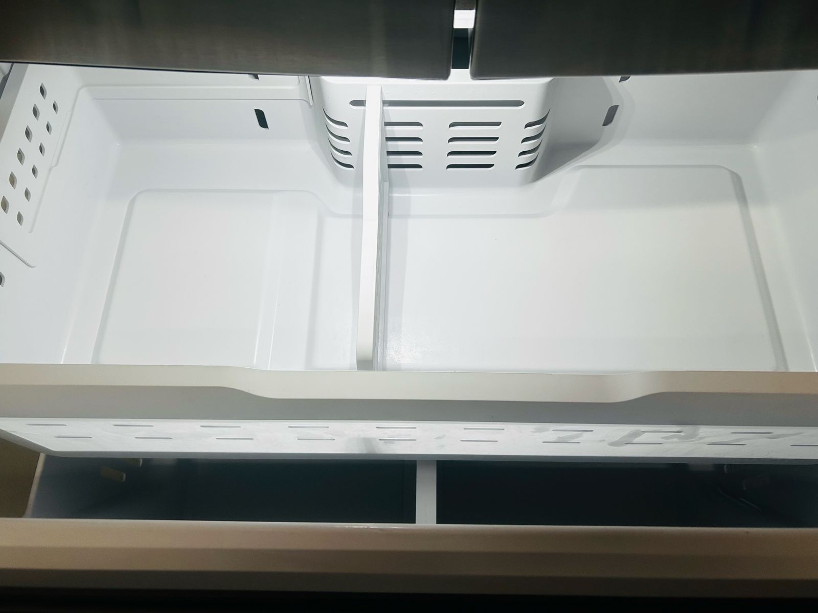Main image 7
