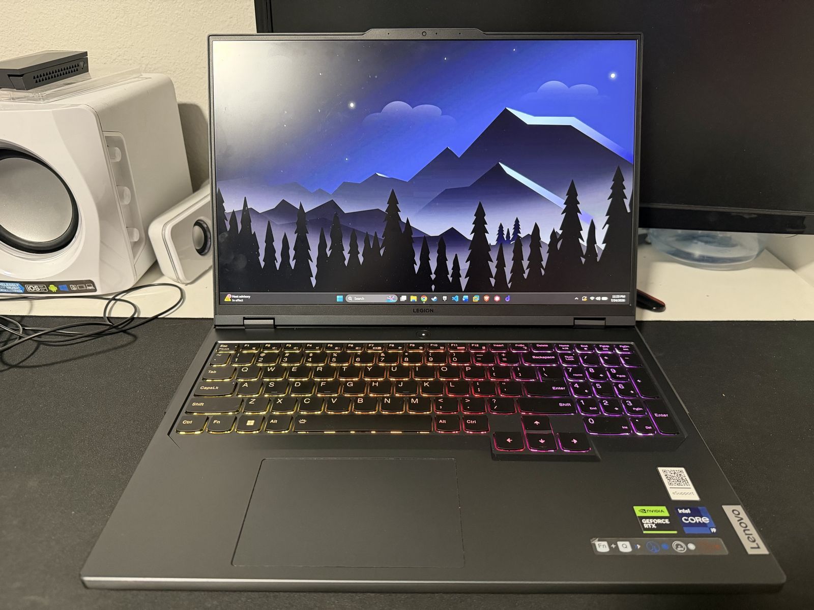 Lenovo Legion Pro 5 16IRX8 16" Gaming Laptop - Intel i9-13900HX, RTX 4060, 16GB RAM