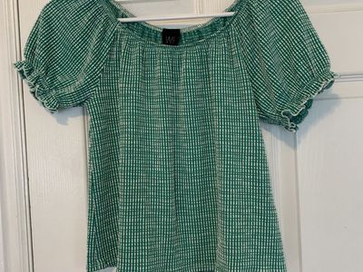 W5 Women's Green & White Puff Sleeve Top - Size Small