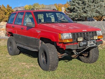 1993 JEEP GRAND CHEROKEE Laredo
