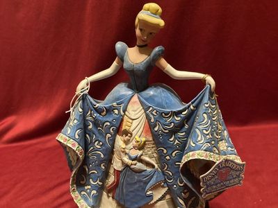 Disney Traditions Cinderella Romantic Waltz Showcase Collection Like New With Box By Jim Shore