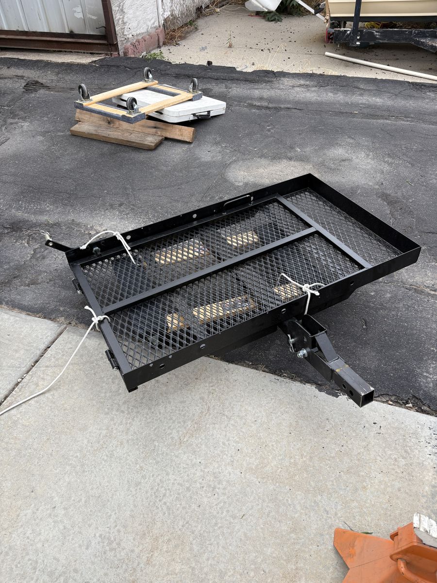 Trailer Hitch Carrier