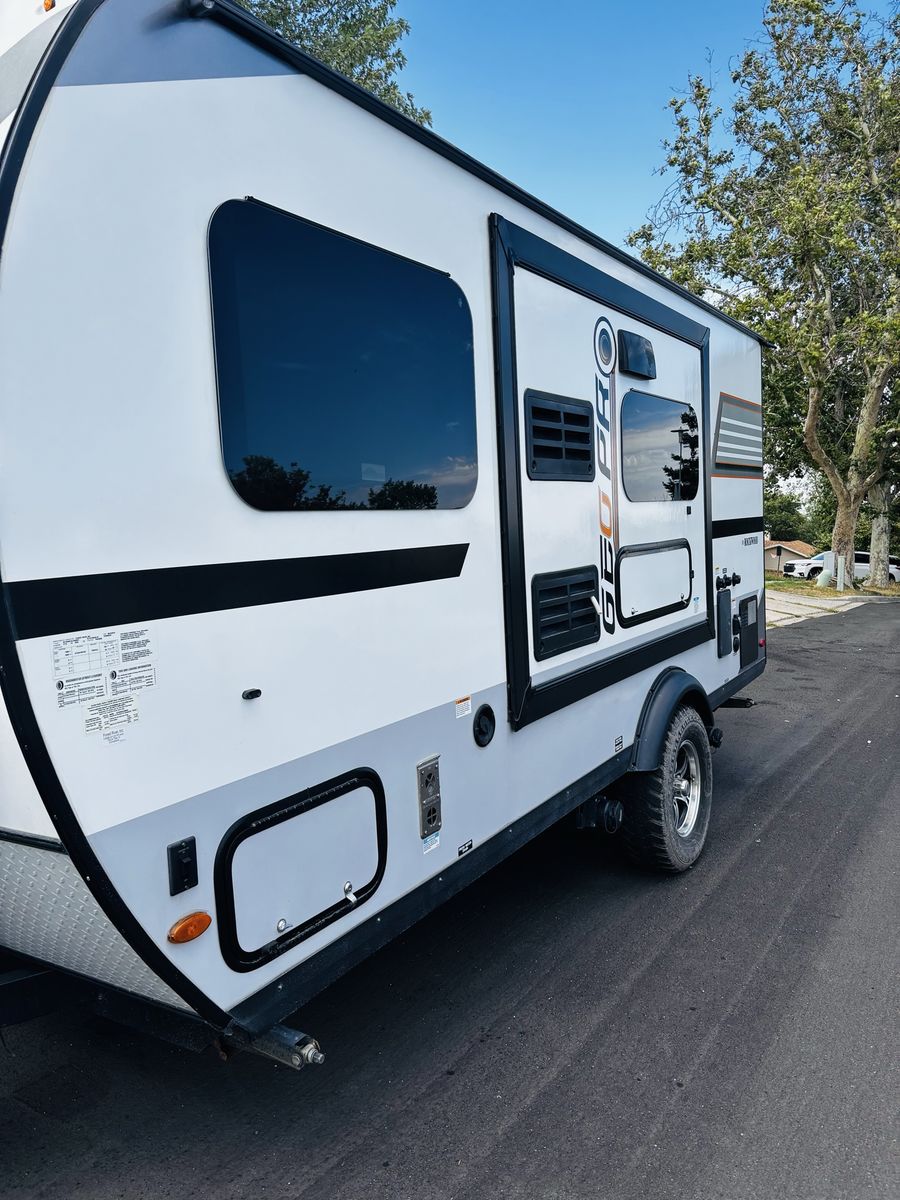 2020 Rockwood Geo Pro 16BH | Solar | Excellent Condition | Extras Included