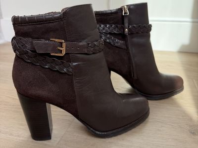 Massimo Dutti Brown Real Leather Ankle Boots Heels Size 40