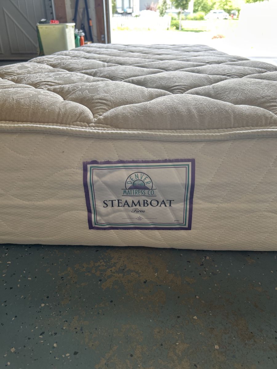 FREE - Denver Mattress Co. Steamboat Firm Mattress - used