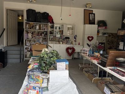 Yard Sale! Saturday 08/15- 7 am