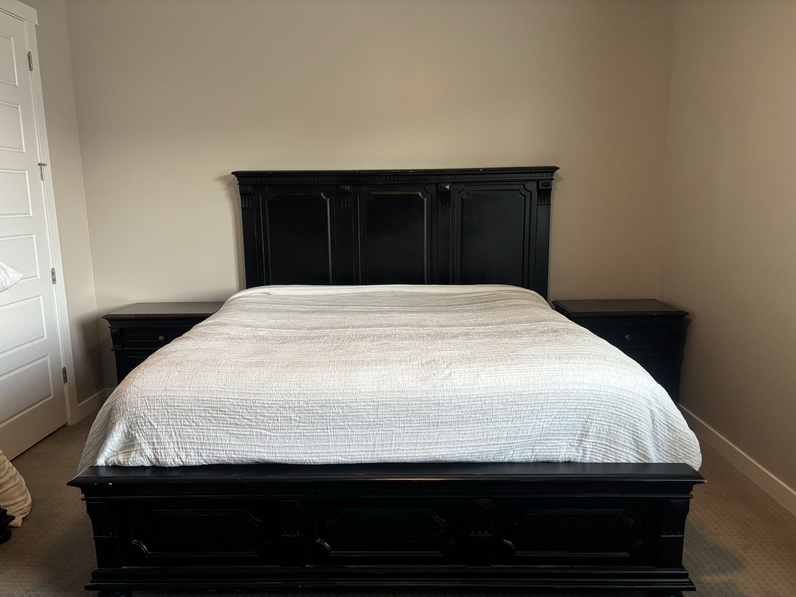 Beautiful King Size Bedroom Set