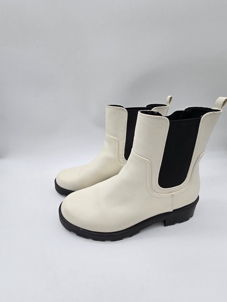 Old Navy Boots Chunky Chelsea