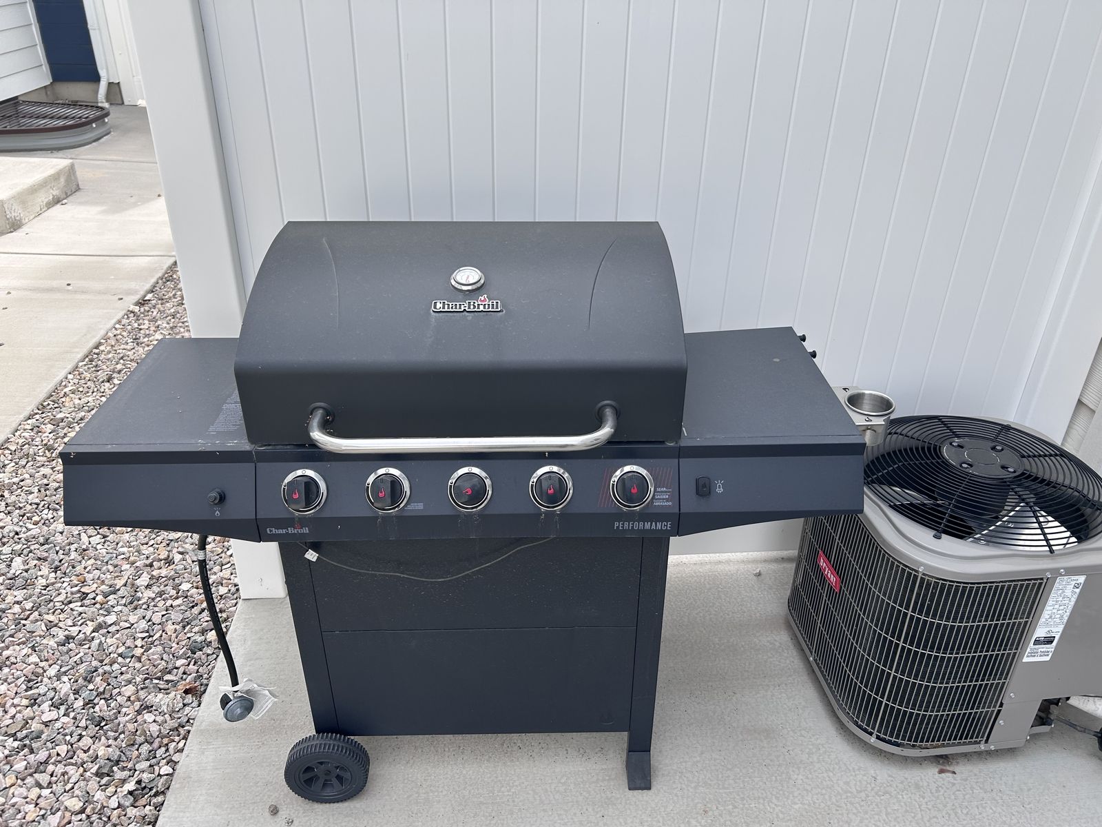 Charbroil grill