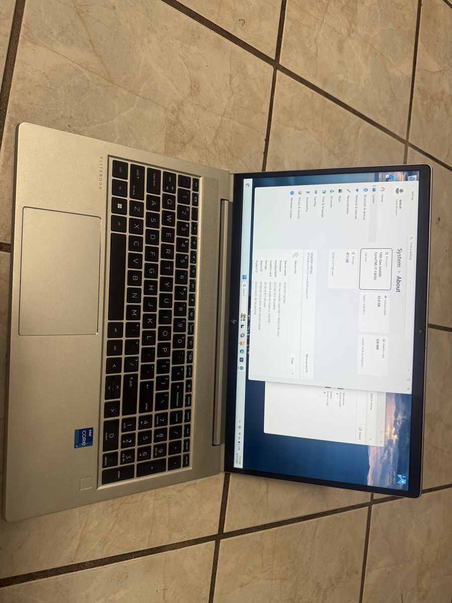 LOADED HP ELITEBOOK  13TH GEN I7 32GB 512GB  WIN 11 W/FACTORY WARRANTY 