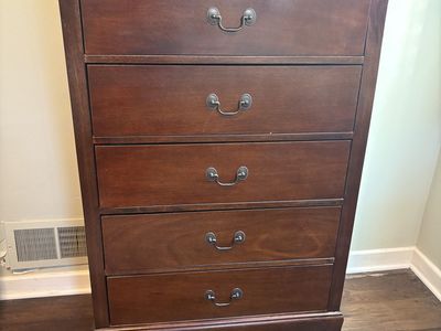 Bedroom Chest and nightstands