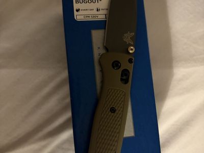 Benchmade Bugout Pocket Knife