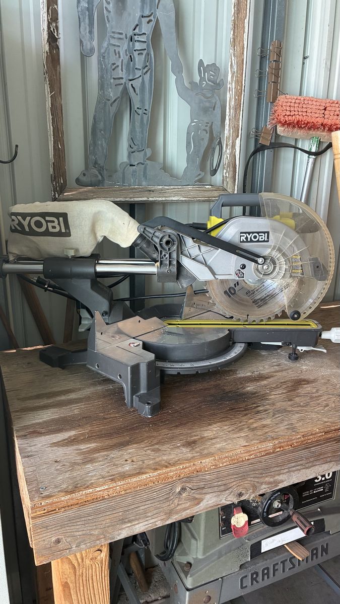 Cross cut saw