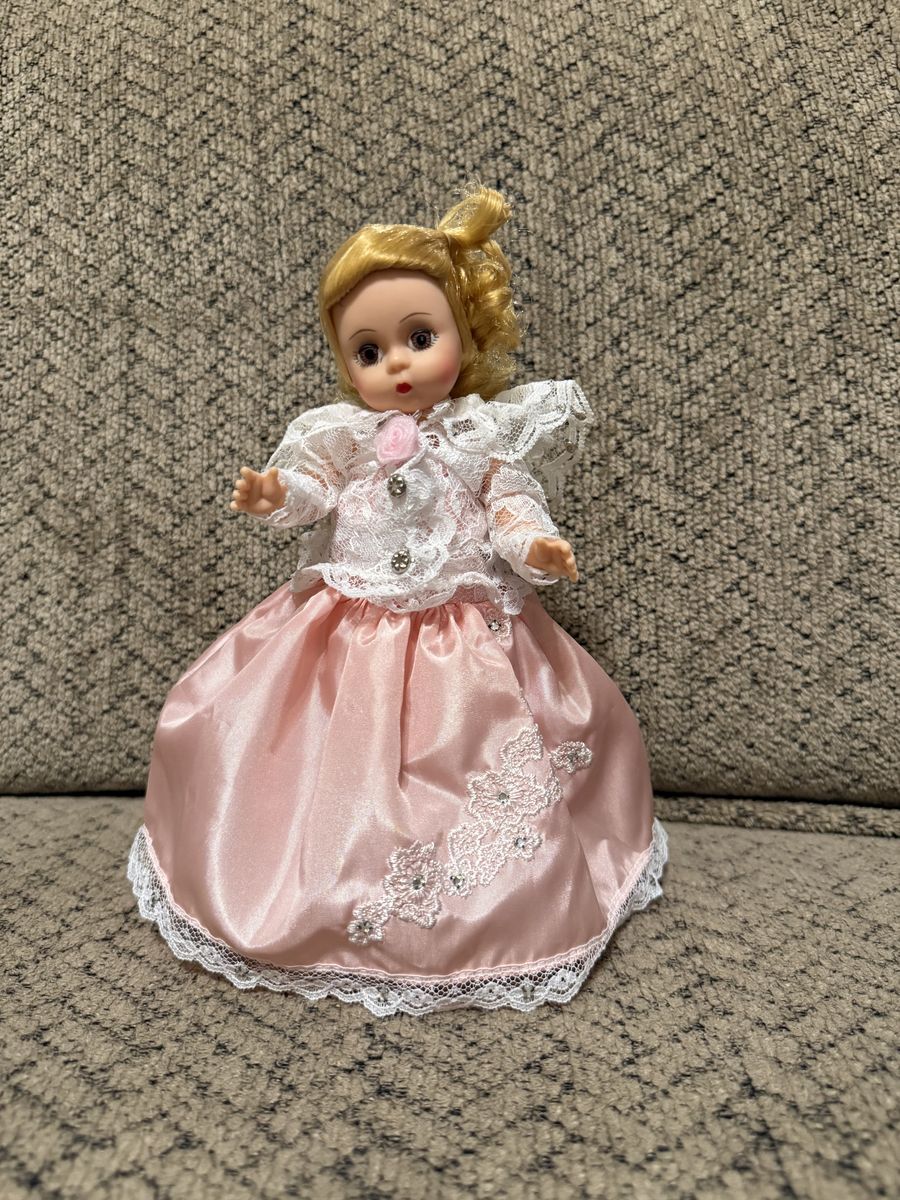 Madame Alexander *Miniature Madame* doll #79527- 100th Anniversary