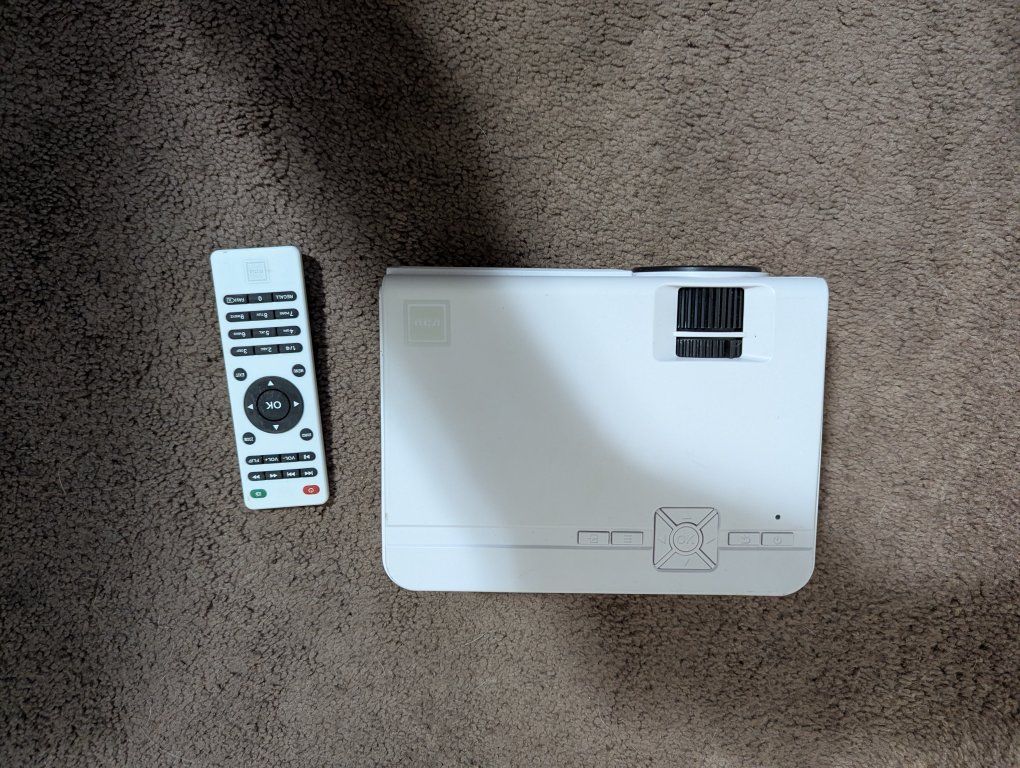 Main image 3