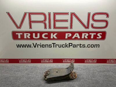 International Right Bracket