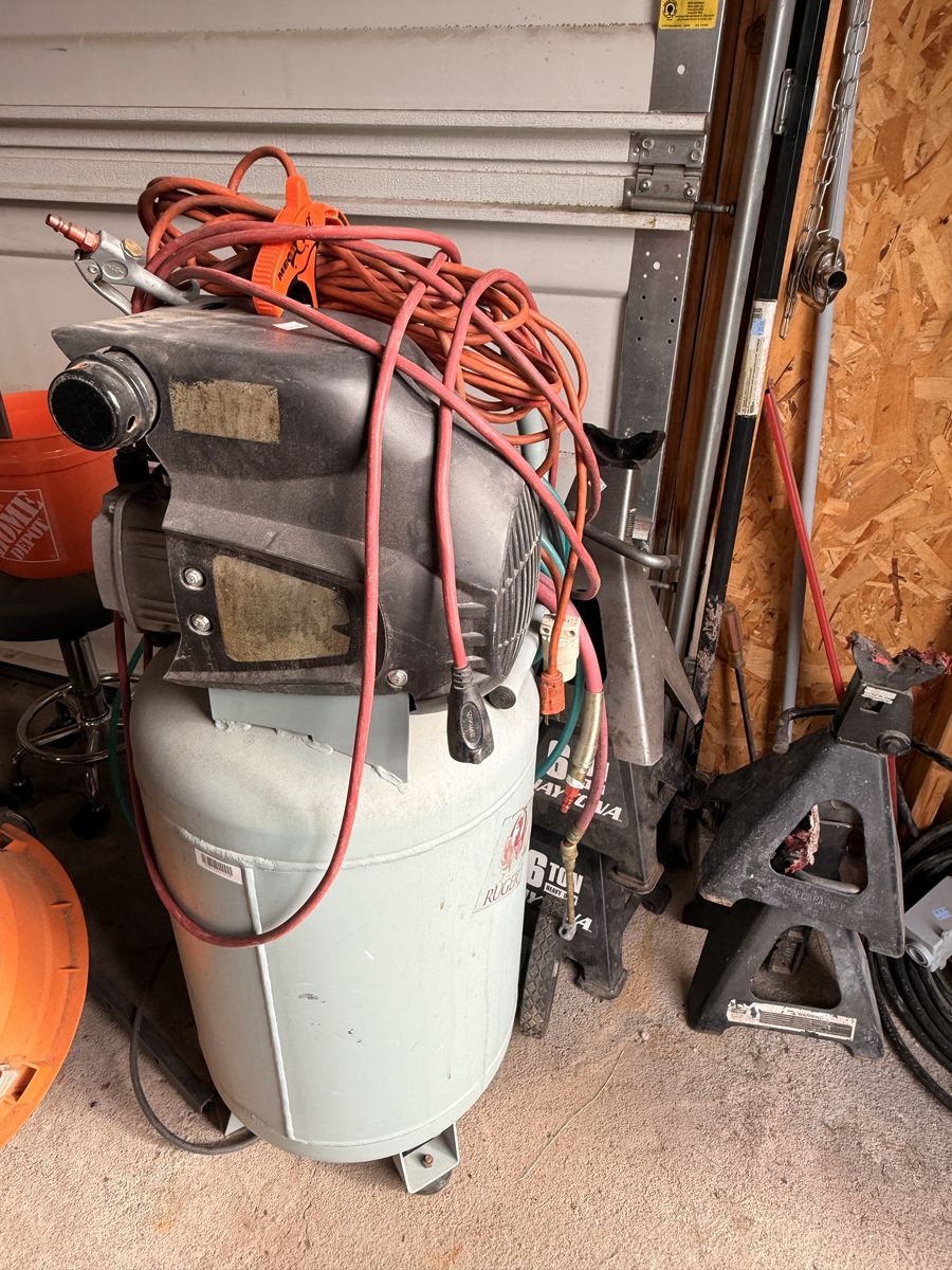 Main image 7