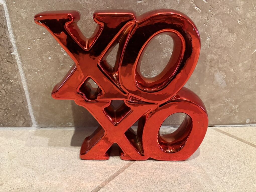 Red Metallic Looking Ceramic XOXO Decoration
