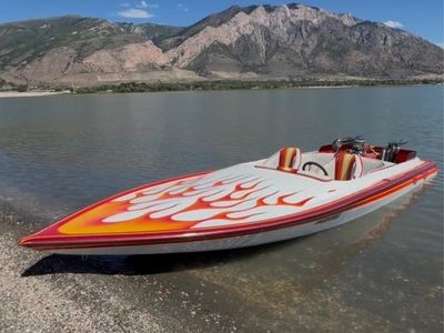 Hornet Marine Jet Boat 19’ BBC 1975