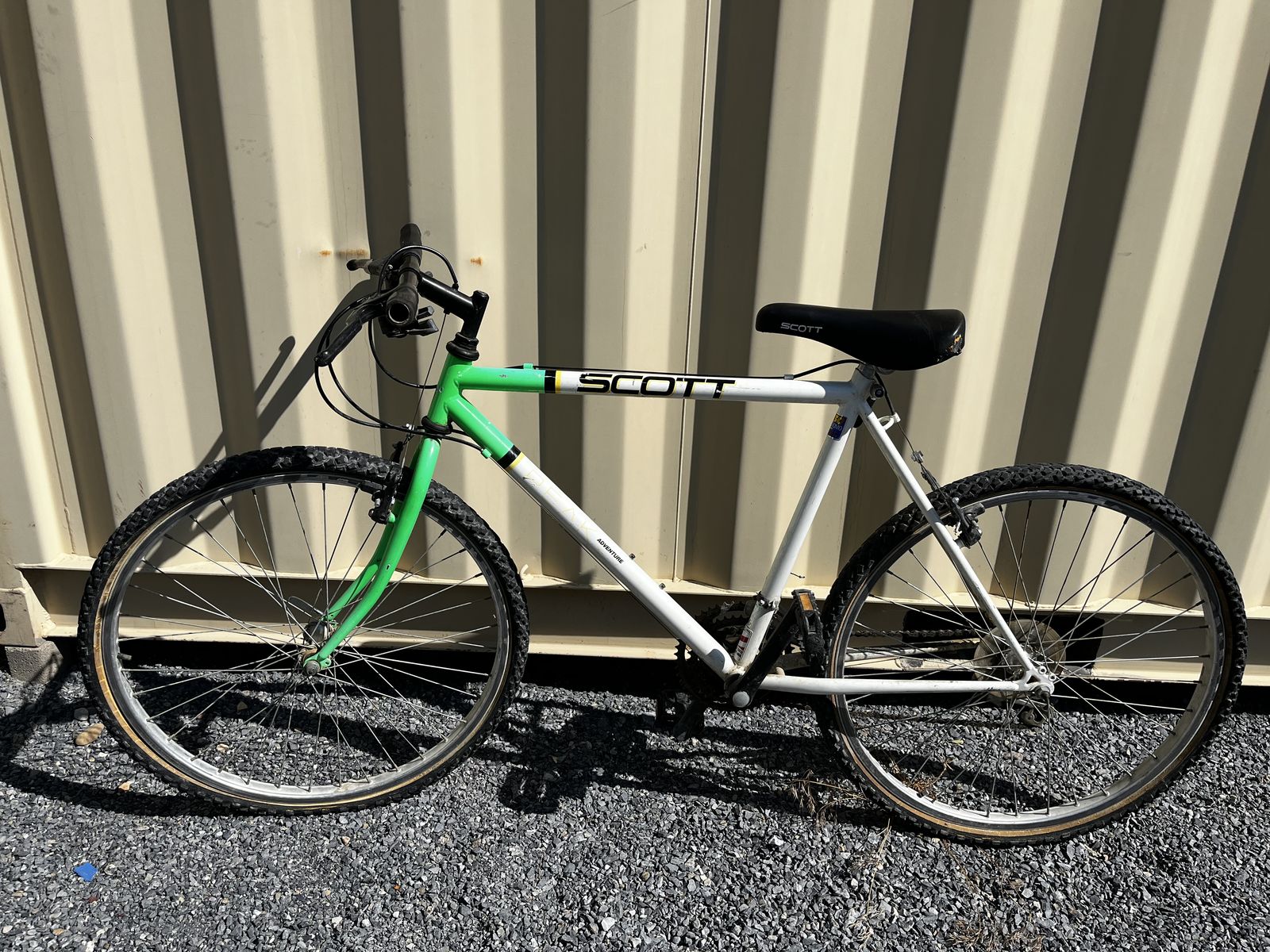 Scott adventure peak mountain bike