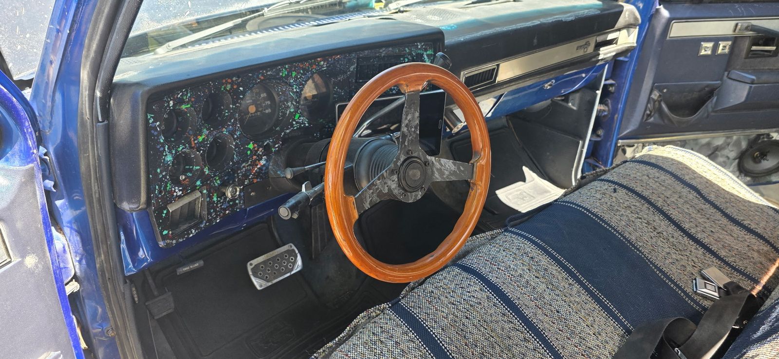 Main image 5