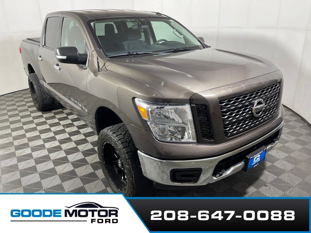 2019 Nissan Titan SV