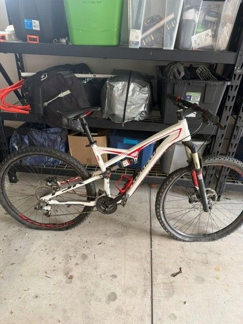 2013 Specialized Camber Comp 29 Mountain Bike