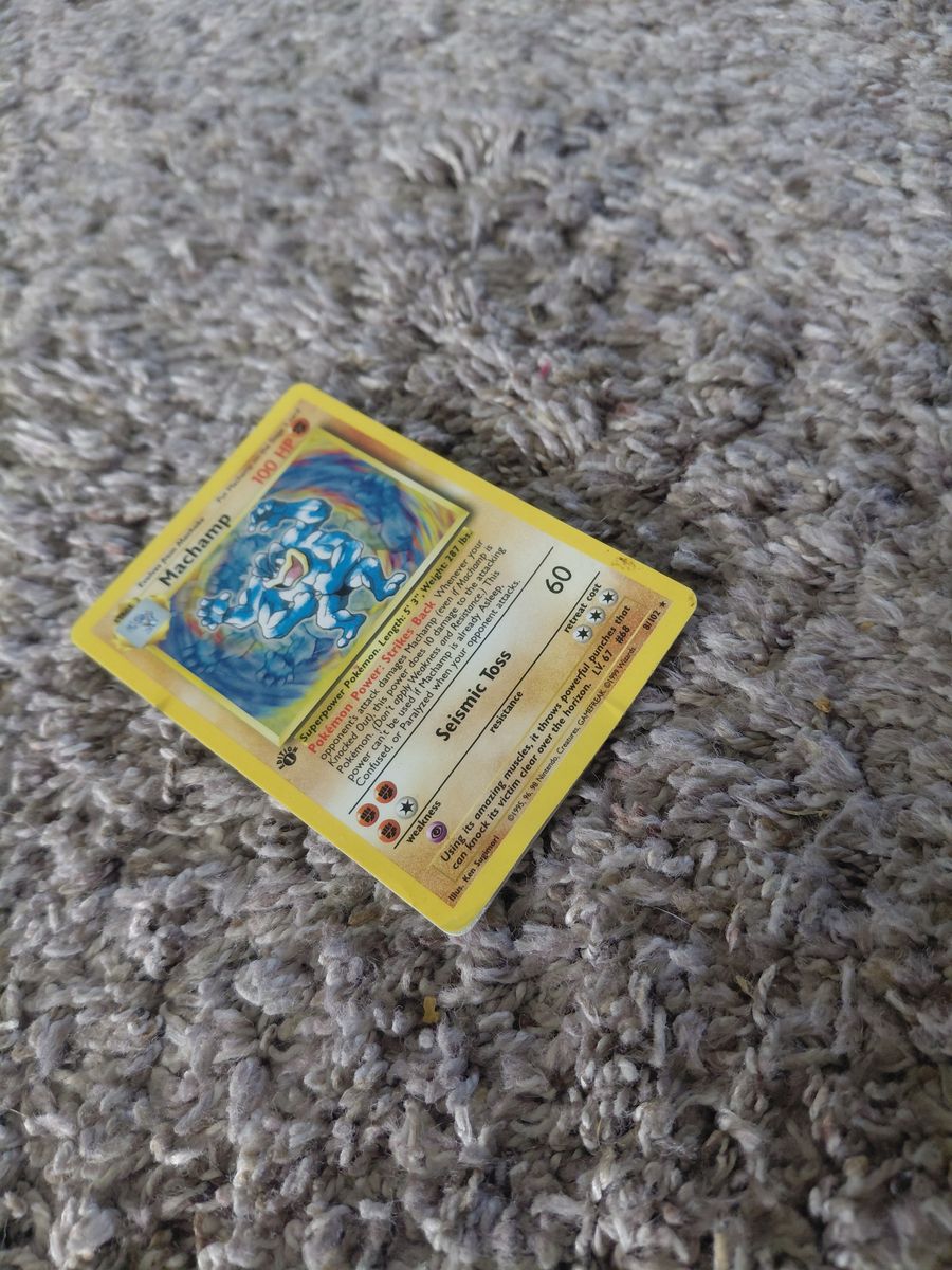1st edition holo machamp pokemon card (very good condition)